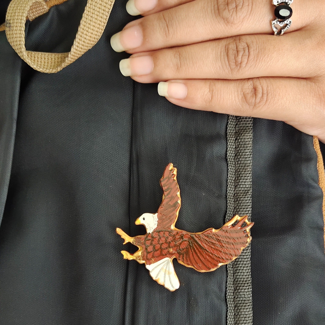 Lapel Pin- Painted - Bald Eagle-01