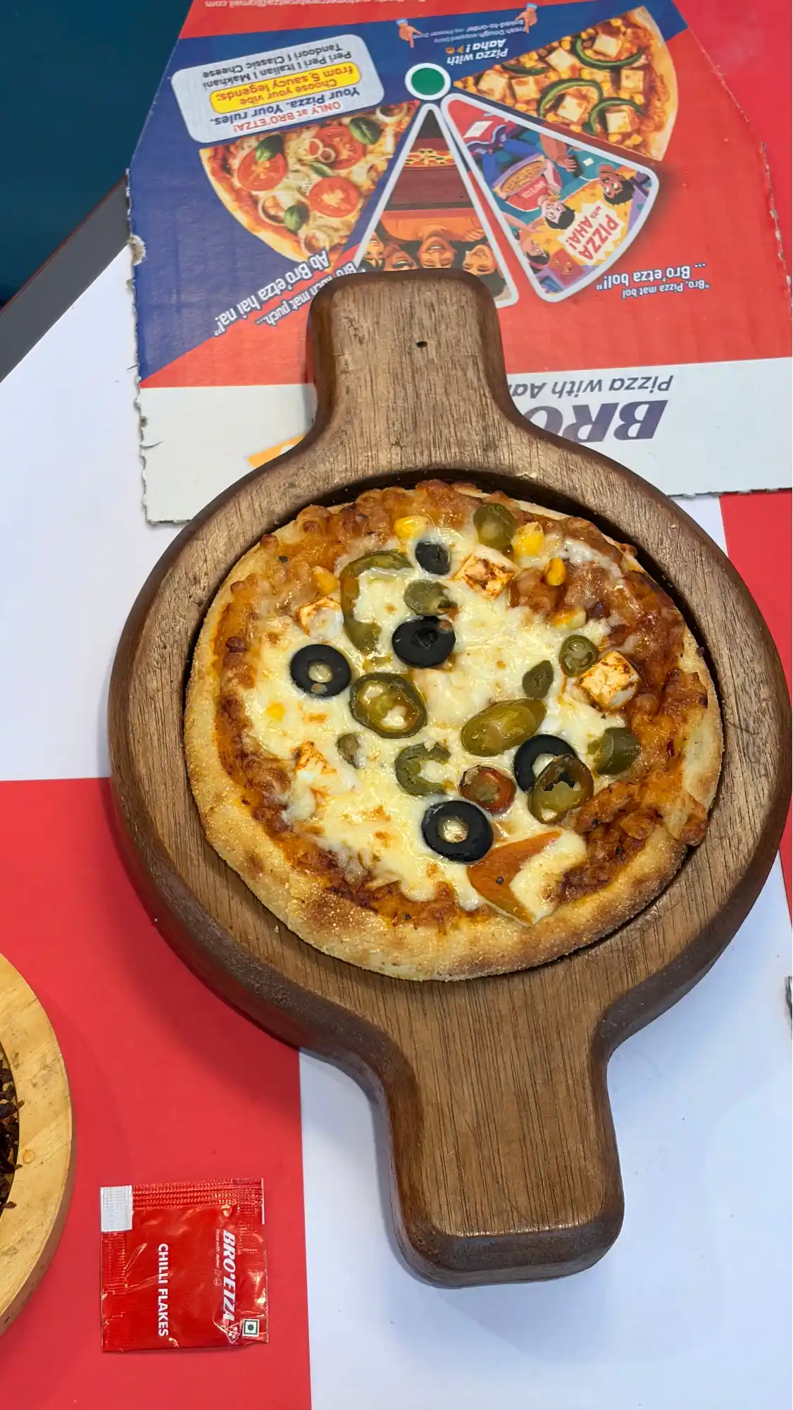 Paneer Piccante Pizza