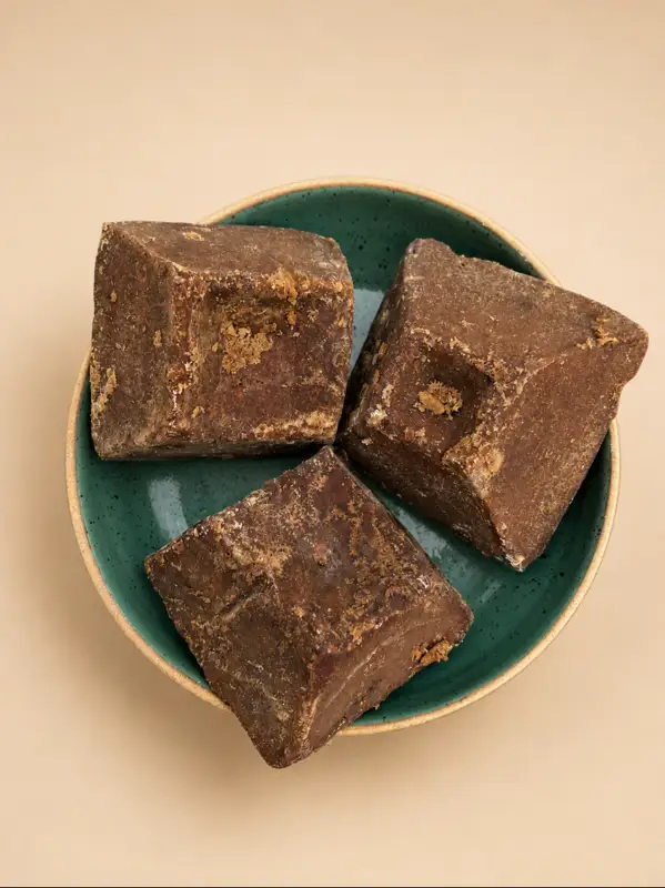 Coconut palm jaggery (thennam karuppatti) (1000 g)