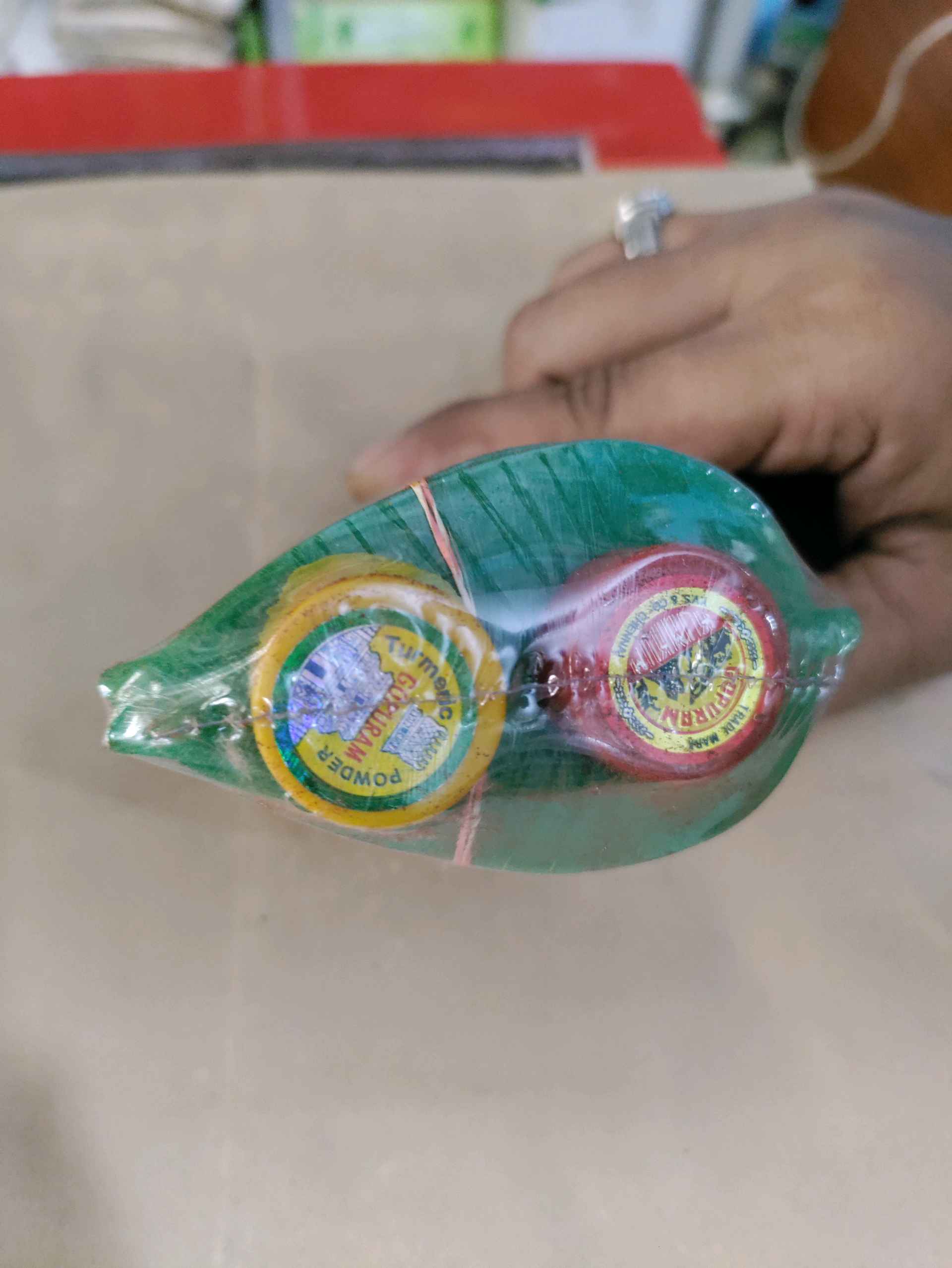 Gopuram Leaf Set Manjal Kumkum Big 10Pcs