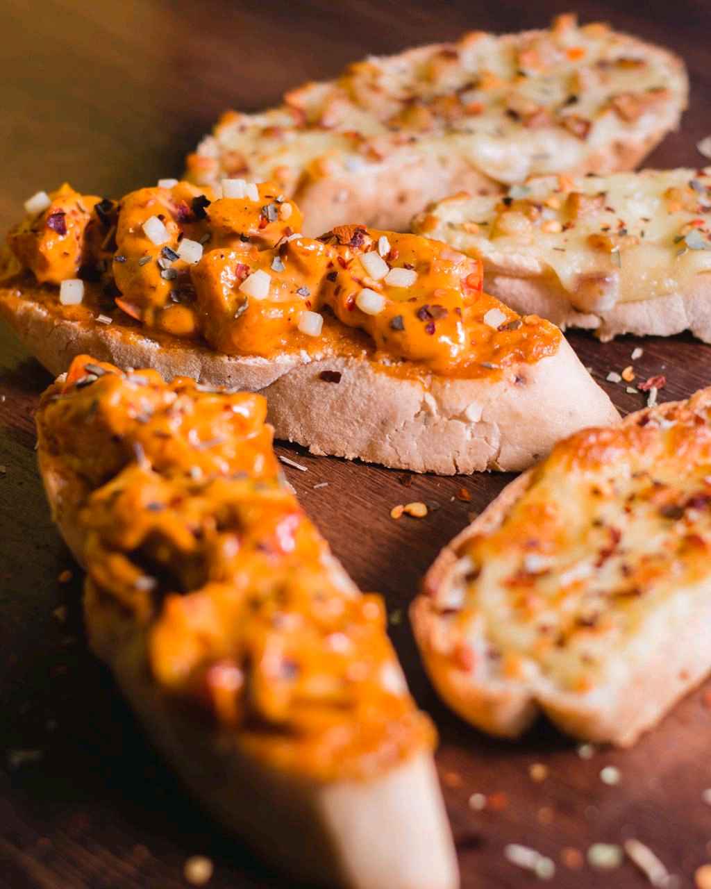 Tandoori Garlic Bread