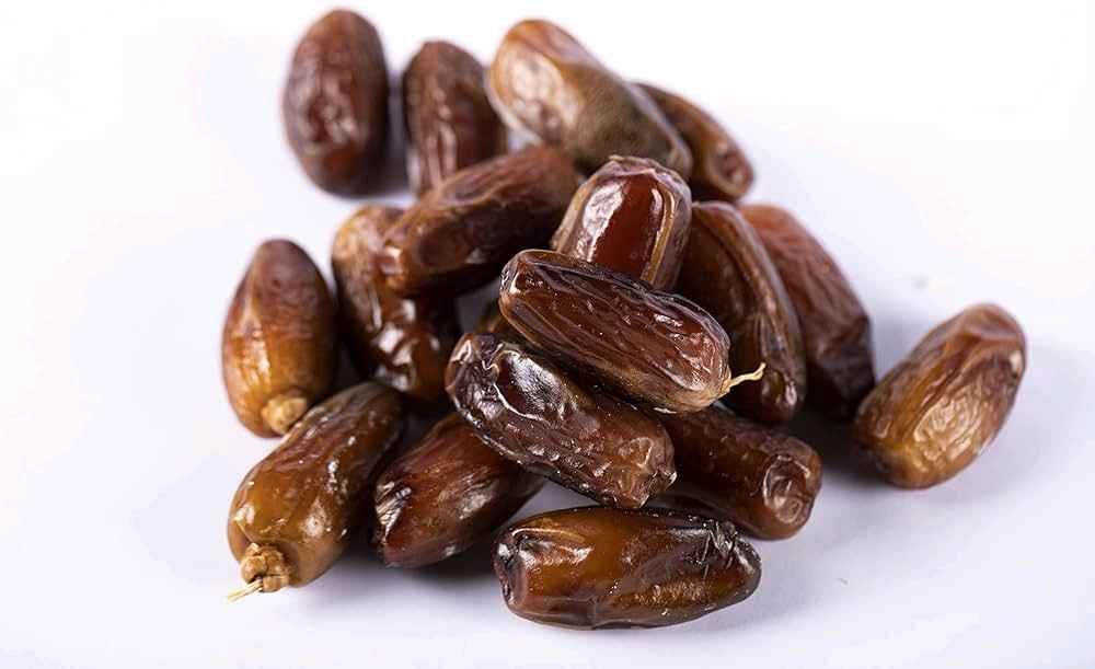 LAL KHAJUR WITH SEED (500 gm)