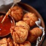 Veg Fried Momos (3 pcs)