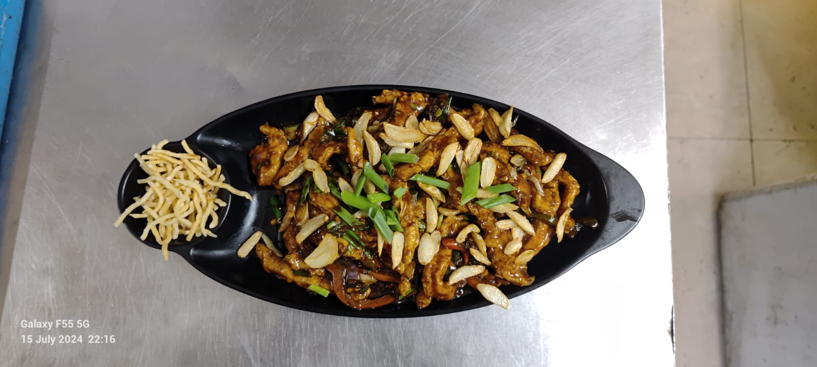 Chicken Chilly Garlic Noodles