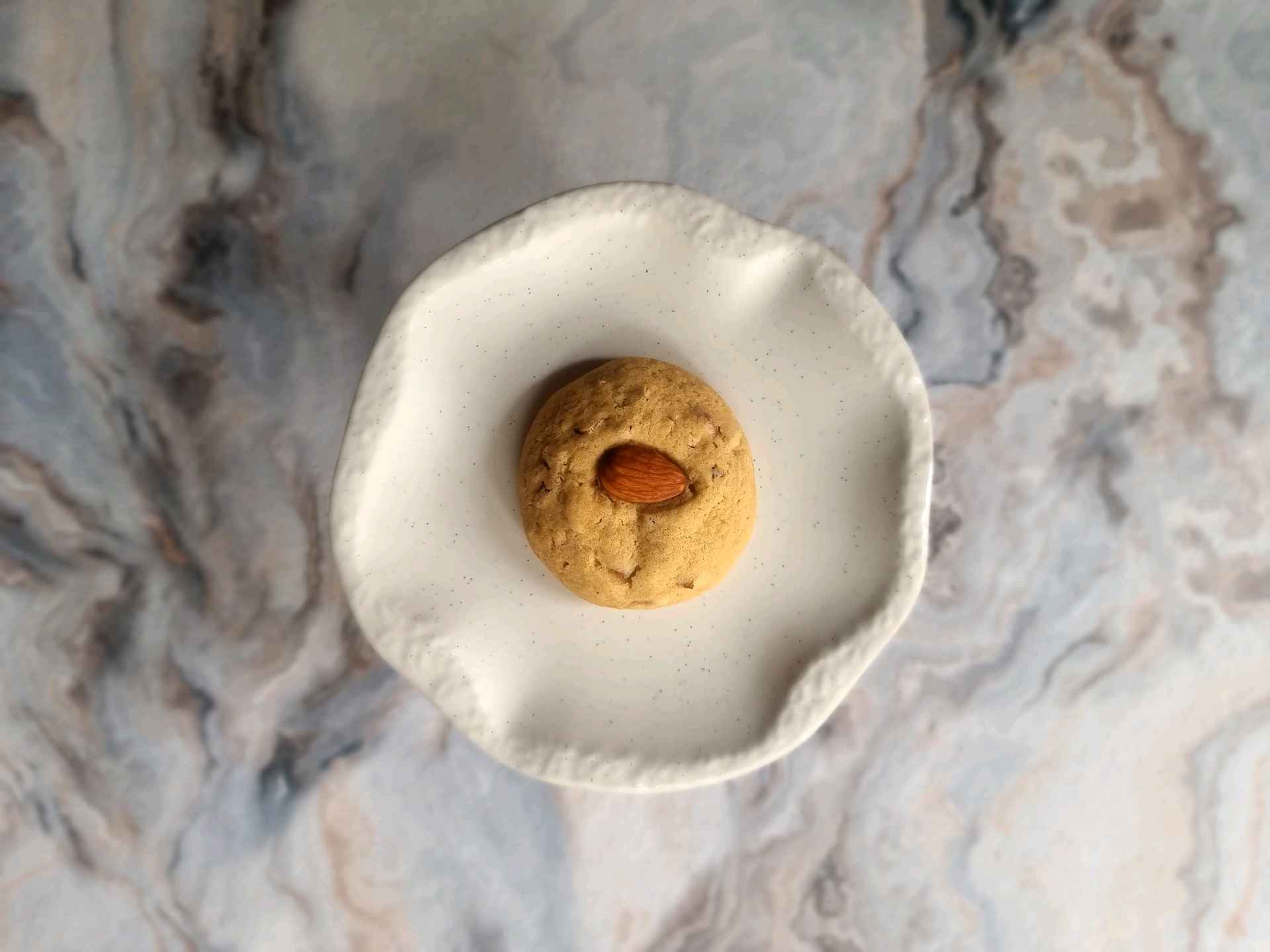 Almond Cookie